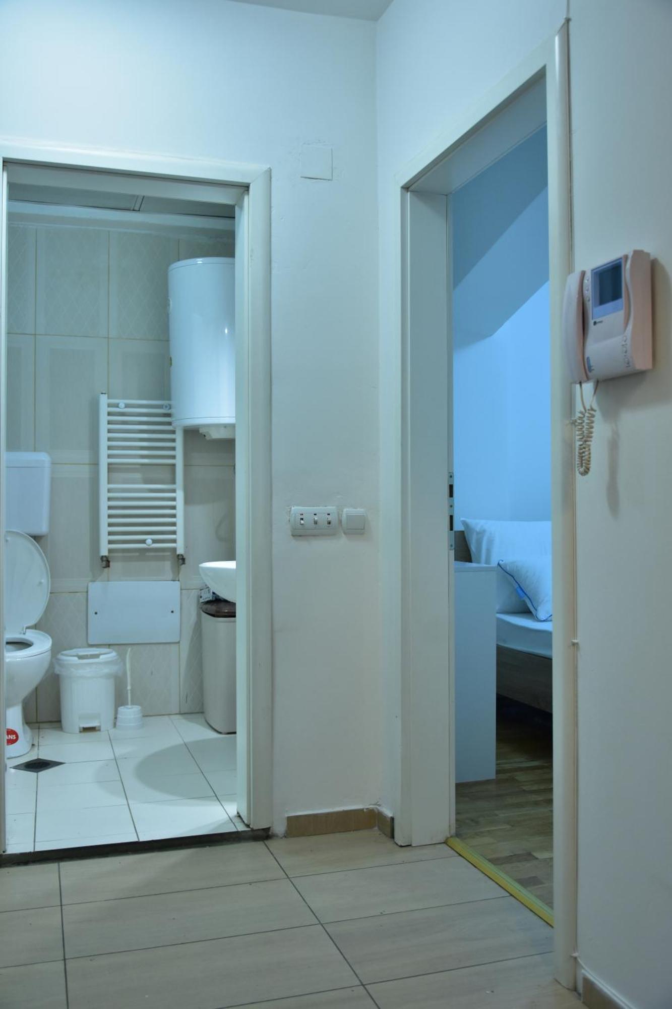 Central Elegance Apartments Skopje Buitenkant foto