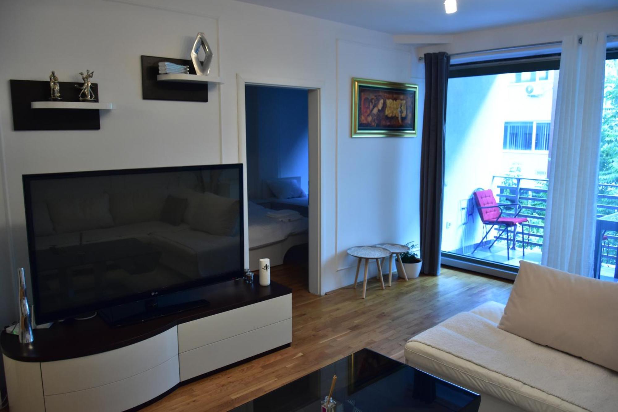 Central Elegance Apartments Skopje Buitenkant foto